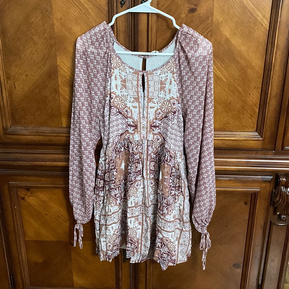 Free People Printed Key Hole Long Sleeve Dress